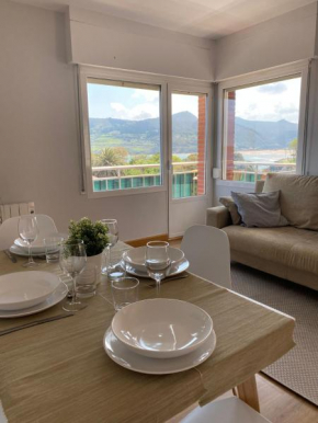 Mundaka best views house